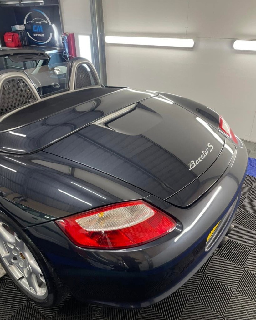 Porsche Boxster S rear deck with a mirror-gloss finish