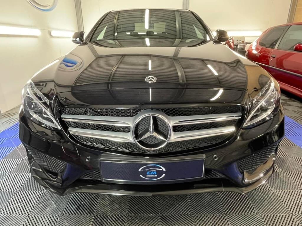 Mercedes-Benz front end gleaming after a full valet